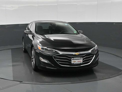 Used 2023 Chevrolet Malibu LT image 3