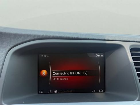 Used 2018 Volvo S60 T5 Dynamic w/ Vision Package AWD/4WD image 16