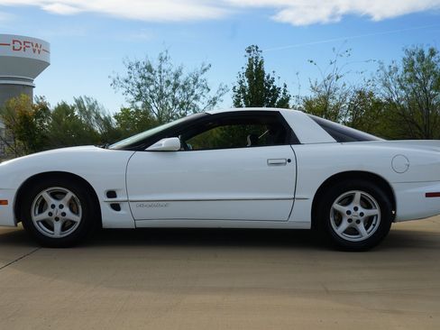 Used 1998 Pontiac Firebird Formula w/ Opt Pkg image 6