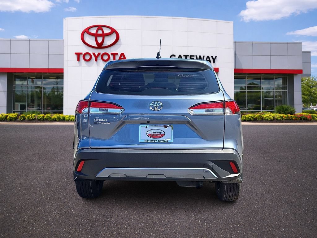 Used 2023 Toyota Corolla Cross L FWD image 6