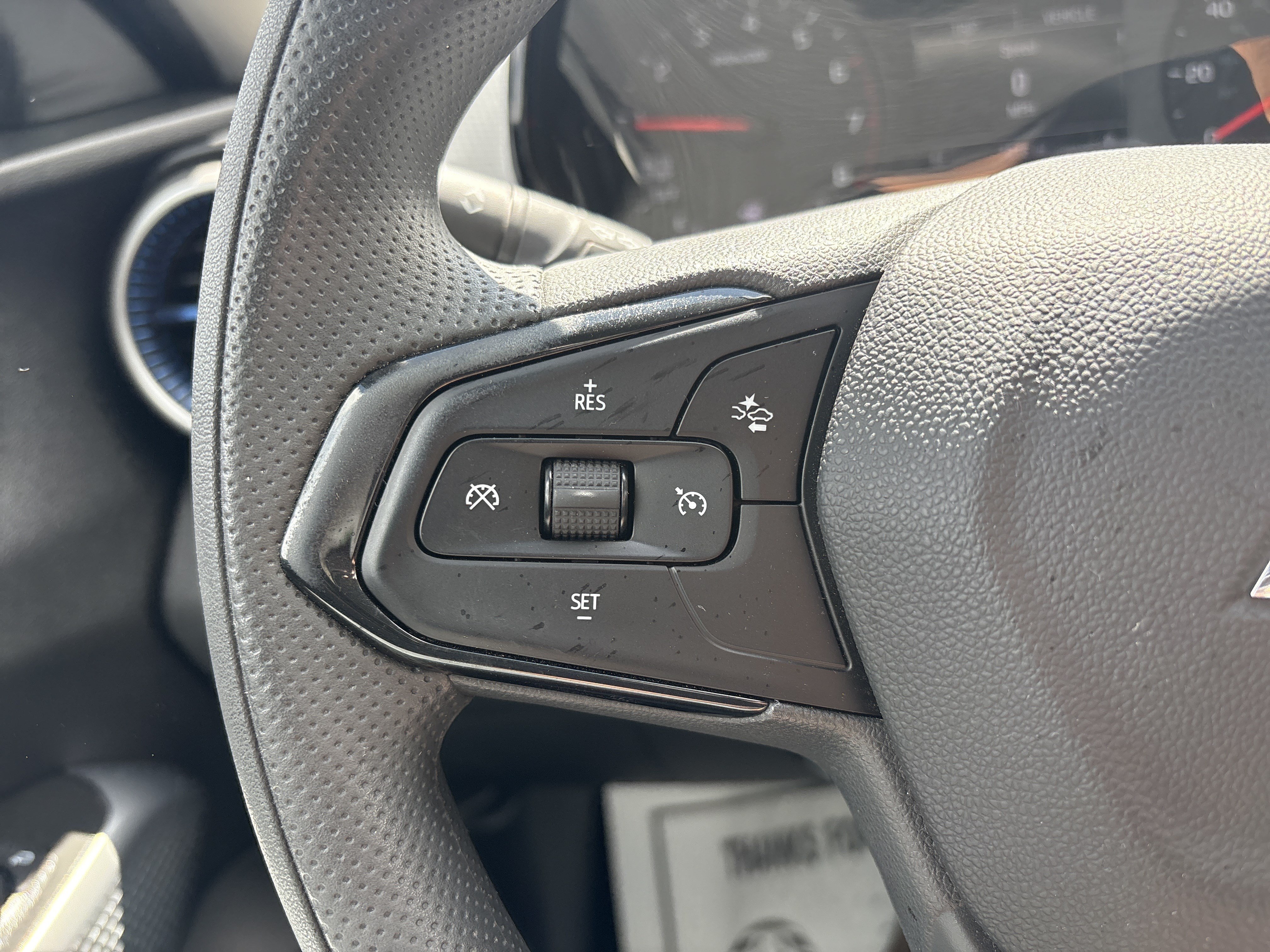 Used 2026 Chevrolet Trax LS w/ LS Convenience Package FWD image 15