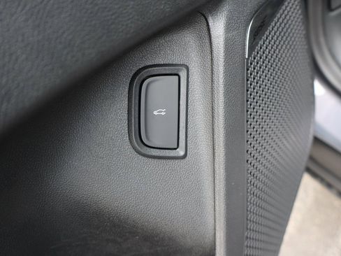 New 2025 Chevrolet Blazer EV RS image 17