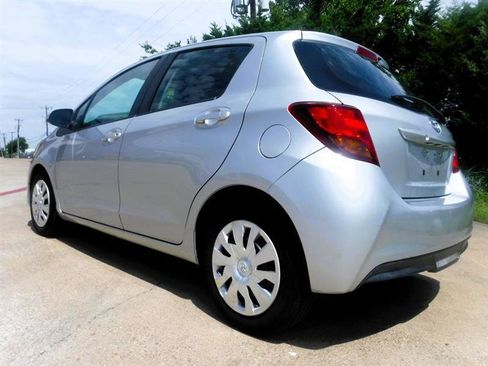 Used 2015 Toyota Yaris L FWD image 13