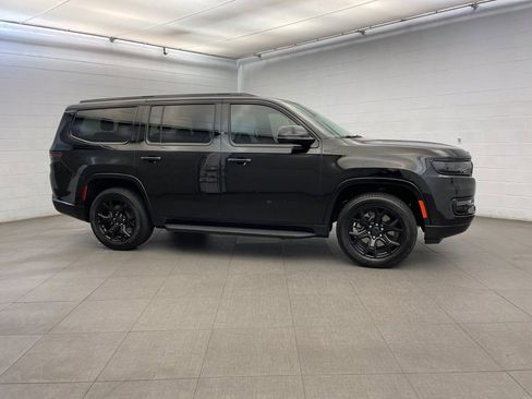 New 2025 Jeep Wagoneer Series II image 2