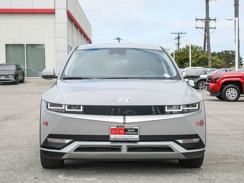 Used 2024 Hyundai Ioniq 5 SE RWD image 2