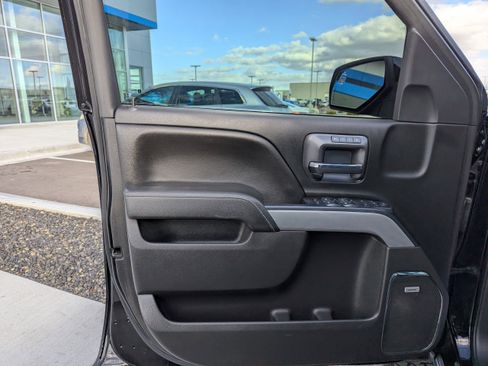 Used 2018 Chevrolet Silverado 1500 LTZ Z71 w/ LTZ Plus Package image 10