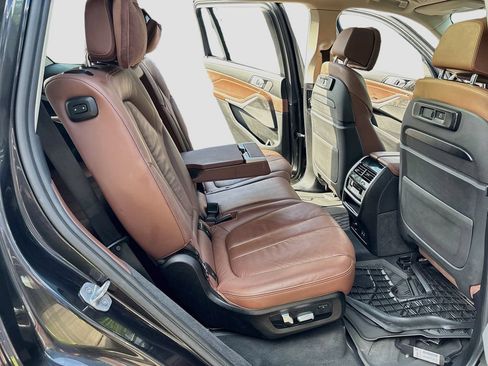 Used 2019 BMW X7 xDrive40i w/ Premium Package AWD/4WD image 30