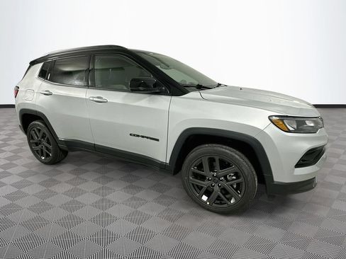 New 2026 Jeep Compass Limited AWD/4WD image 3