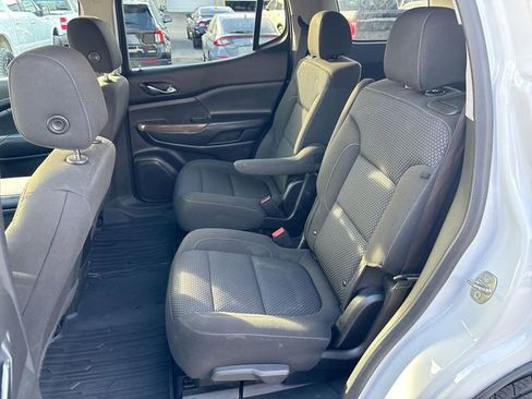 Used 2020 GMC Acadia SLE w/ Driver Convenience Package image 18