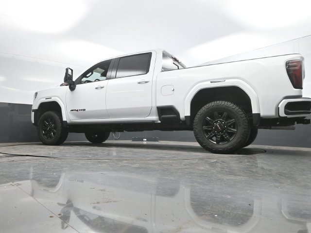 Used 2026 GMC Sierra 2500 AT4 w/ AT4 Preferred Package AWD/4WD image 52