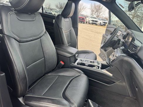 Used 2020 Ford Explorer ST image 38