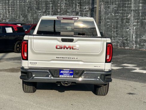 Used 2021 GMC Sierra 1500 SLT w/ SLT Premium Plus Package AWD/4WD image 6