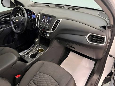 Used 2020 Chevrolet Equinox LT image 15