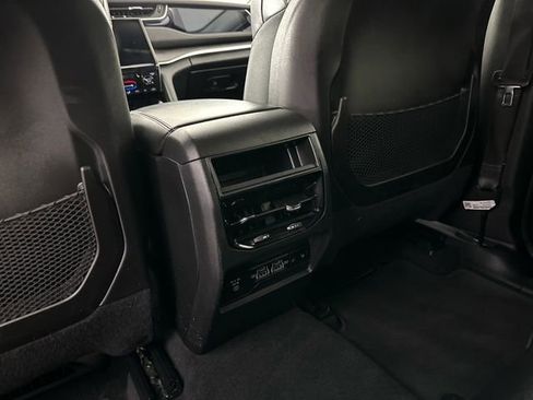 Used 2023 Jeep Grand Cherokee 4WD 4xe image 16