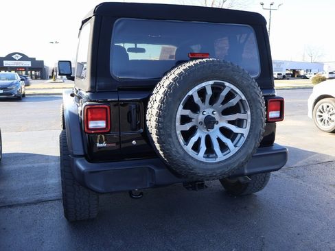 Used 2020 Jeep Wrangler Sport image 21