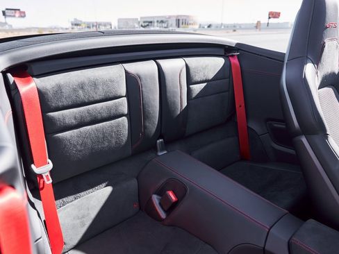 Used 2026 Porsche 911 Carrera GTS w/ Premium Package image 39