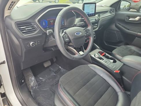 Used 2022 Ford Escape SEL w/ SEL Stealth AWD Package image 21