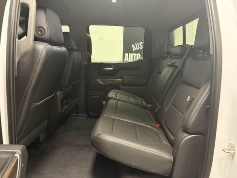 Used 2019 Chevrolet Silverado 1500 LT Trail Boss AWD/4WD image 21