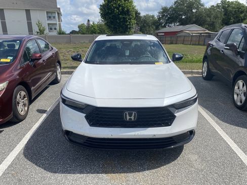 Used 2023 Honda Accord Sport image 2