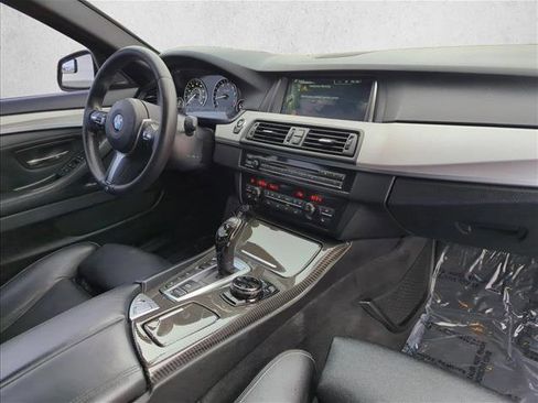 Used 2014 BMW 550i xDrive Sedan image 17