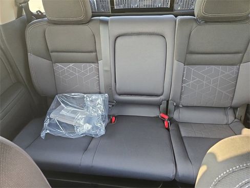 New 2025 Nissan Frontier SV image 30