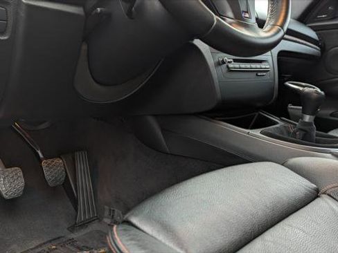 Used 2011 BMW 1 Series M RWD image 25
