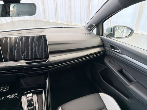 New 2026 Volkswagen GTI SE FWD image 29