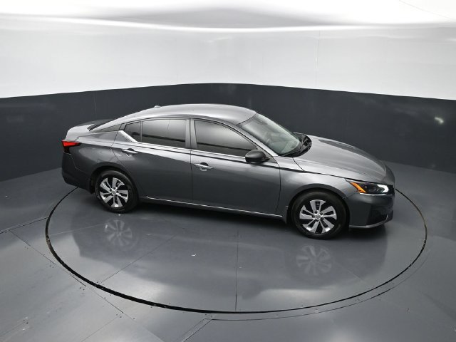 Certified 2025 Nissan Altima 2.5 S FWD image 25