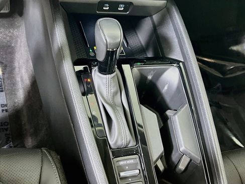 Used 2025 Honda Accord EX-L image 15
