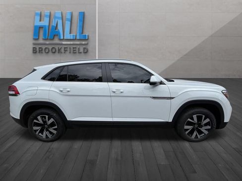 Certified 2022 Volkswagen Atlas Cross Sport SE AWD/4WD image 7