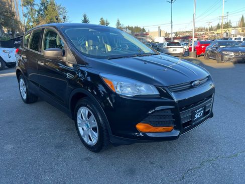Used 2013 Ford Escape S image 3