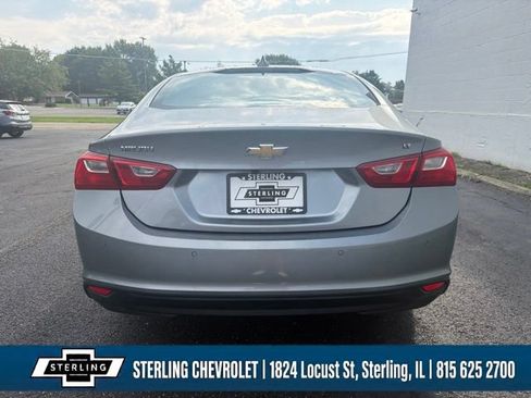Used 2025 Chevrolet Malibu LT FWD image 4