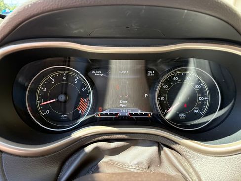Used 2014 Jeep Cherokee Trailhawk w/ Leather Interior Group AWD/4WD image 20
