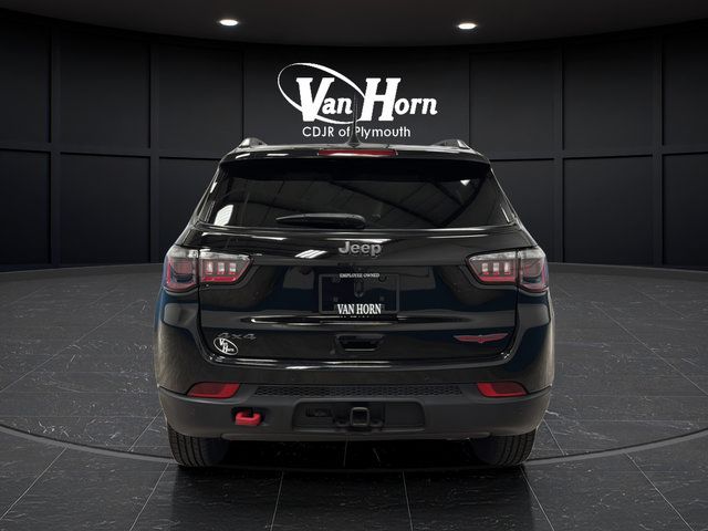 Used 2023 Jeep Compass Trailhawk w/ Trailer Tow Group AWD/4WD image 6