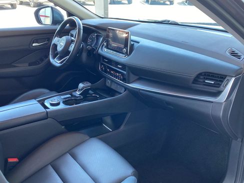 Certified 2023 Nissan Rogue SV w/ SV Premium B Package AWD/4WD image 28