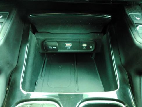 Used 2025 Kia Telluride S AWD/4WD image 49
