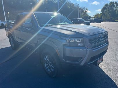 New 2026 Nissan Frontier SV w/ SV Convenience Package