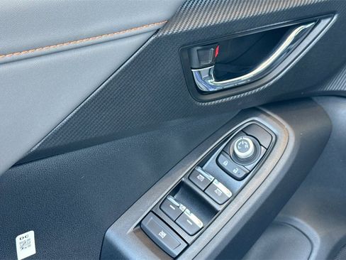 New 2025 Subaru Crosstrek 2.5i Limited w/ Crosstrek Mirror Package image 14