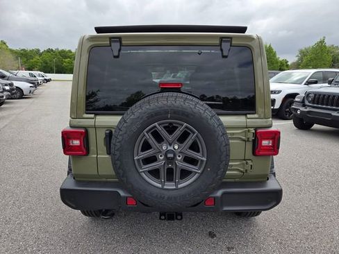 New 2026 Jeep Wrangler Unlimited Sport image 12