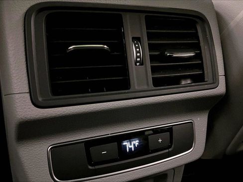 Used 2022 Audi Q5 2.0T Premium image 32