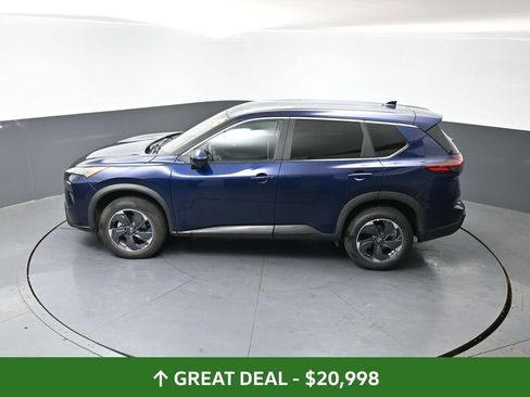 Used 2025 Nissan Rogue SV FWD image 47