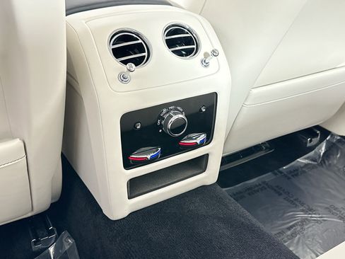 Certified 2021 Rolls-Royce Ghost image 25
