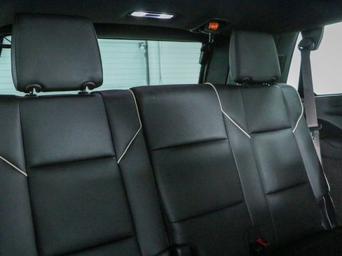Used 2024 Cadillac Escalade Sport w/ LPO, ONYX Package AWD/4WD image 35