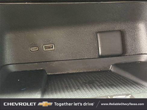 Certified 2025 Chevrolet Traverse LT w/ Driver Confidence Package image 22