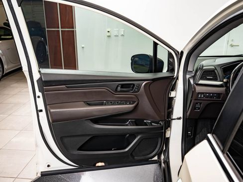 Used 2019 Honda Odyssey EX-L image 27