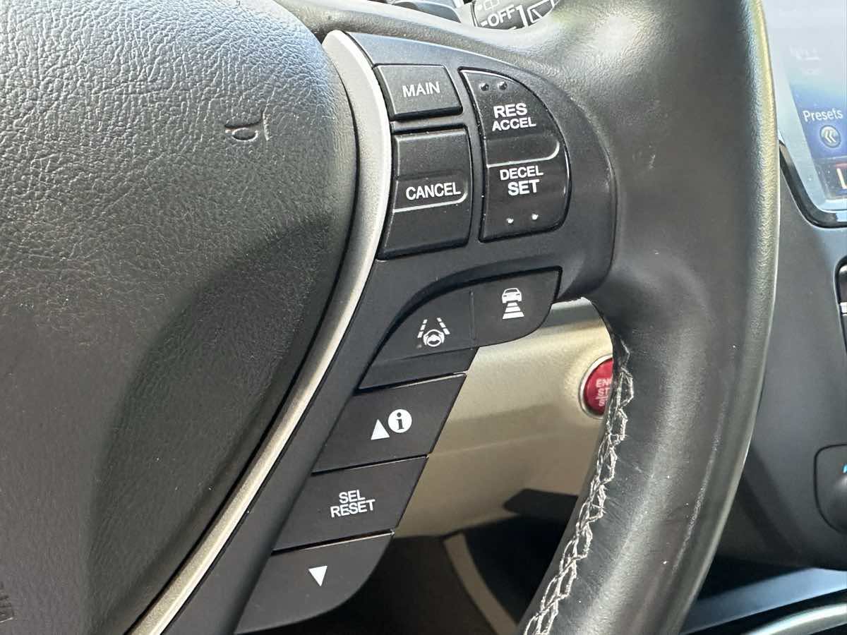 Used 2017 Acura RDX w/ Advance Package FWD image 26