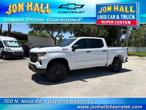 Used 2024 Chevrolet Silverado 1500 Custom Trail Boss AWD/4WD image 3