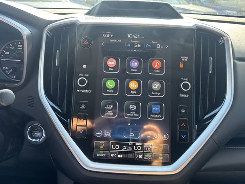 Certified 2023 Subaru Ascent Limited w/ Technology Package image 19