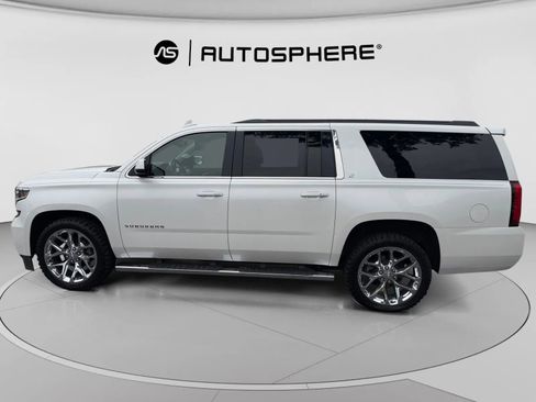Used 2018 Chevrolet Suburban LT RWD image 5