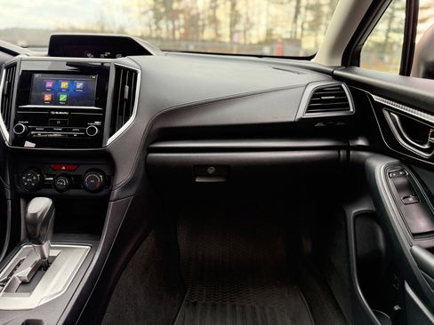 Used 2018 Subaru Impreza 2.0i Premium image 23